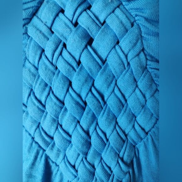 Banana Republic Blue Knit Cap Sleeve Top Diamond Braided Design Element. Small - Picture 3 of 5